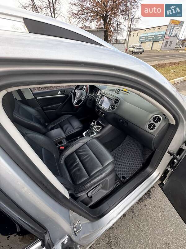 Позашляховик / Кросовер Volkswagen Tiguan 2015 в Києві
