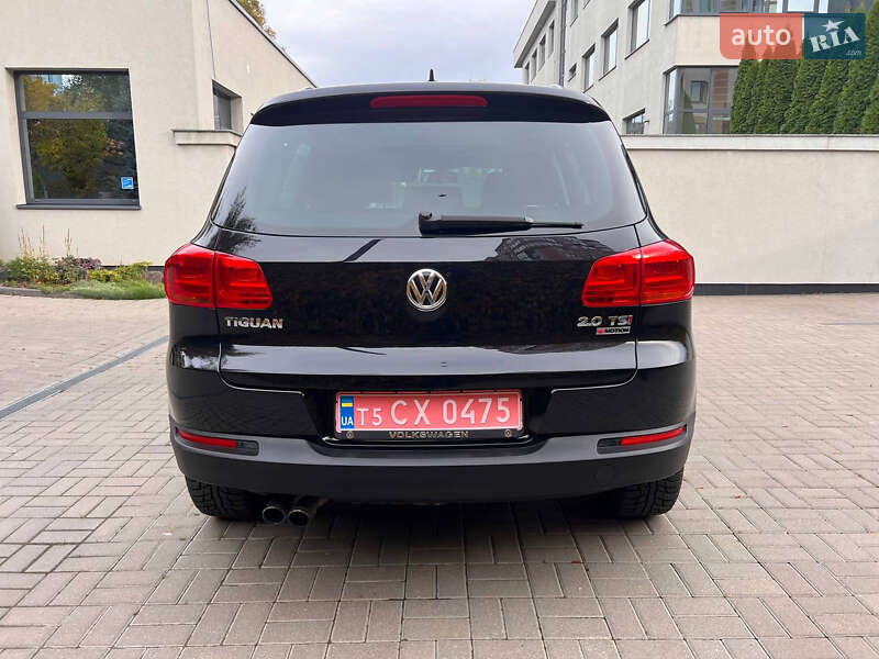 Внедорожник / Кроссовер Volkswagen Tiguan 2015 в Ровно