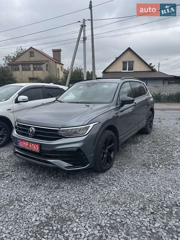 Внедорожник / Кроссовер Volkswagen Tiguan 2024 в Ровно