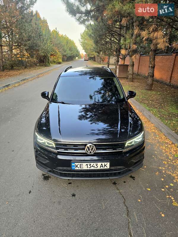 Внедорожник / Кроссовер Volkswagen Tiguan 2017 в Днепре фото 6 Внедорожник / Кроссовер Volkswagen Tiguan 2017 в Днепре
