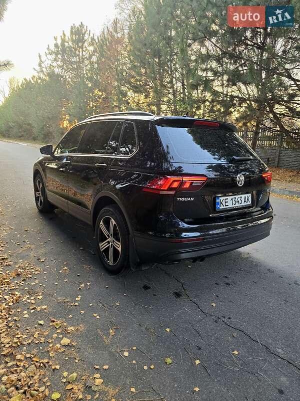 Внедорожник / Кроссовер Volkswagen Tiguan 2017 в Днепре фото 17 Внедорожник / Кроссовер Volkswagen Tiguan 2017 в Днепре