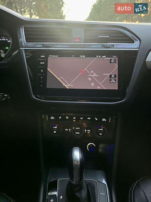 Внедорожник / Кроссовер Volkswagen Tiguan 2017 в Днепре фото 22 Внедорожник / Кроссовер Volkswagen Tiguan 2017 в Днепре