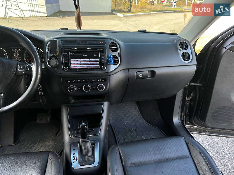 Внедорожник / Кроссовер Volkswagen Tiguan 2012 в Днепре