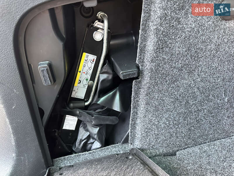 Внедорожник / Кроссовер Volkswagen Tiguan 2015 в Тлумаче