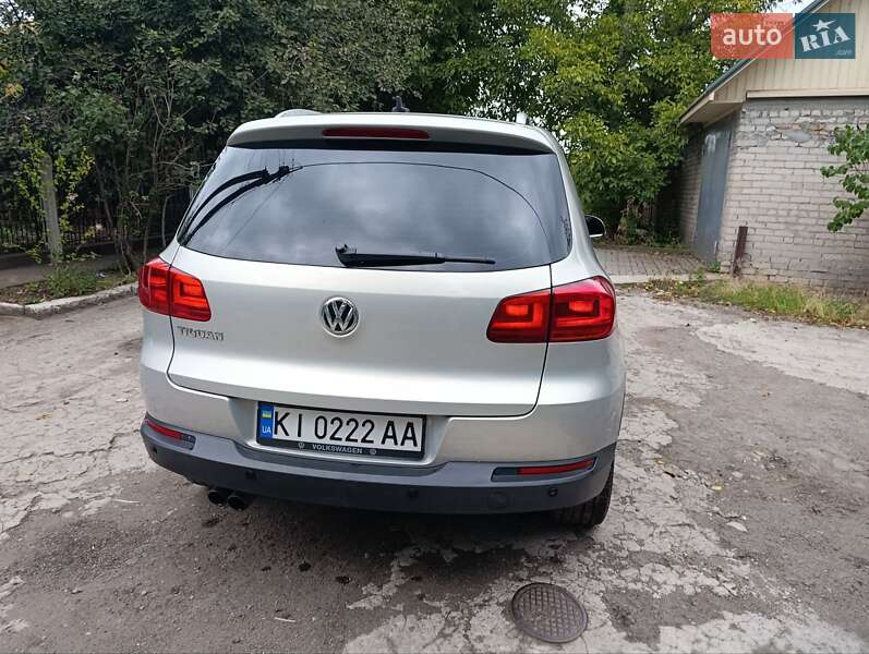Внедорожник / Кроссовер Volkswagen Tiguan 2011 в Кривом Роге