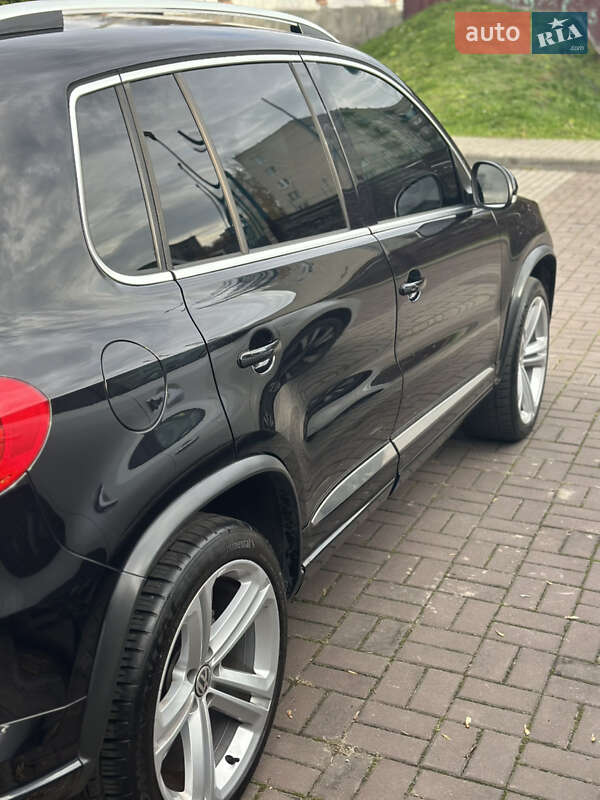 Позашляховик / Кросовер Volkswagen Tiguan 2016 в Луцьку
