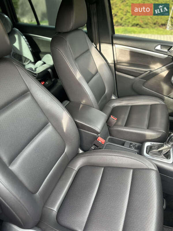 Позашляховик / Кросовер Volkswagen Tiguan 2016 в Луцьку