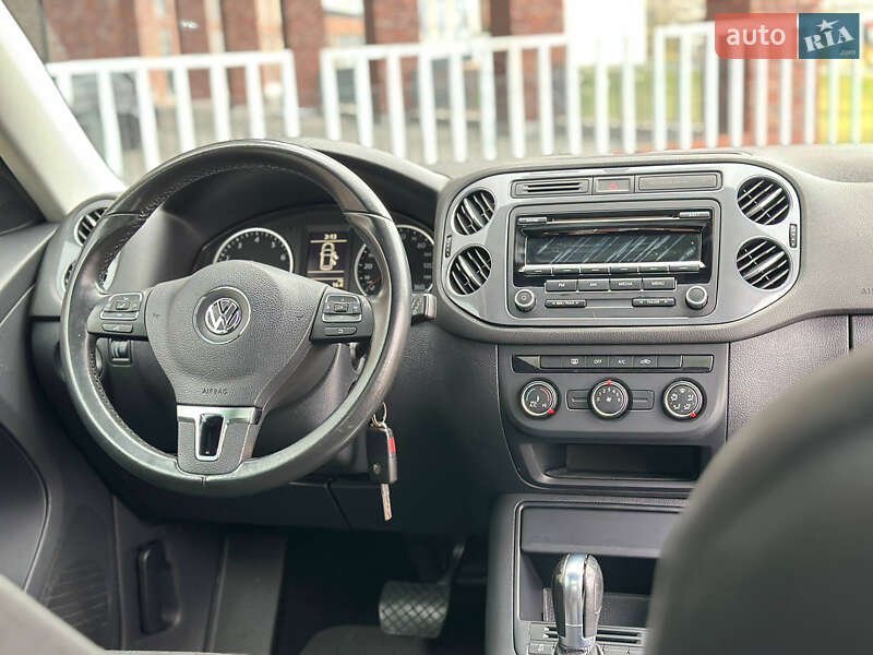 Внедорожник / Кроссовер Volkswagen Tiguan 2013 в Днепре