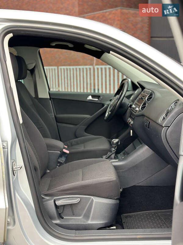 Внедорожник / Кроссовер Volkswagen Tiguan 2013 в Днепре