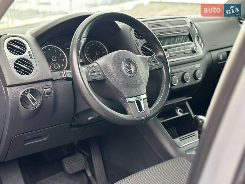 Внедорожник / Кроссовер Volkswagen Tiguan 2013 в Днепре