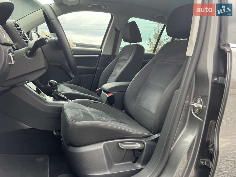 Позашляховик / Кросовер Volkswagen Tiguan 2015 в Львові