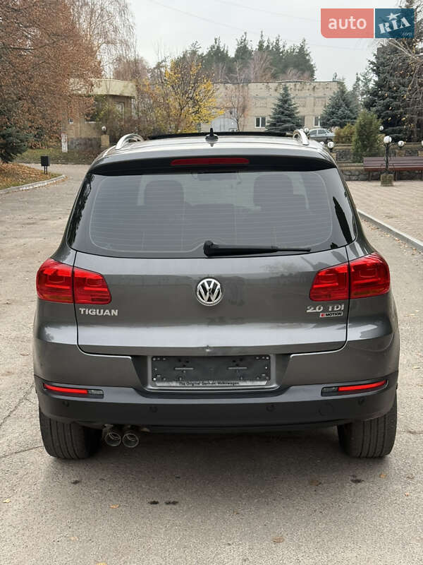 Внедорожник / Кроссовер Volkswagen Tiguan 2016 в Краснограде фото 17 Внедорожник / Кроссовер Volkswagen Tiguan 2016 в Краснограде