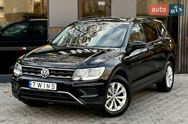 Позашляховик / Кросовер Volkswagen Tiguan 2018 в Одесі