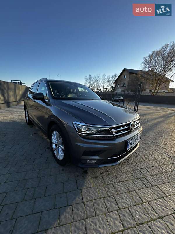 Внедорожник / Кроссовер Volkswagen Tiguan 2019 в Львове