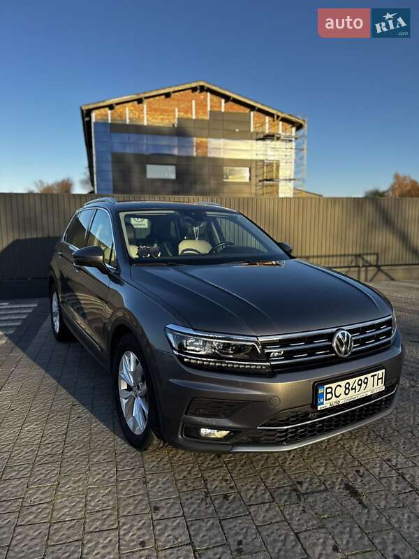 Внедорожник / Кроссовер Volkswagen Tiguan 2019 в Львове