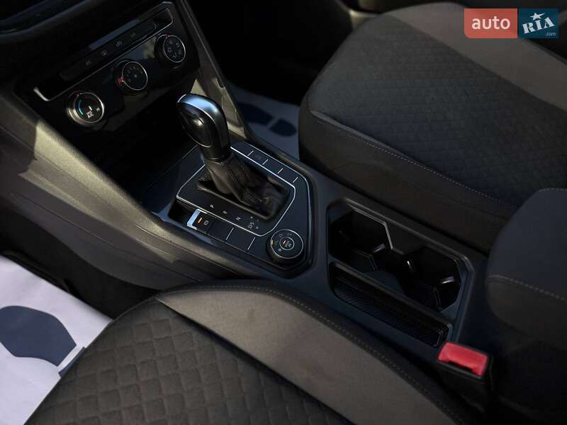 Внедорожник / Кроссовер Volkswagen Tiguan 2020 в Львове фото 15 Внедорожник / Кроссовер Volkswagen Tiguan 2020 в Львове