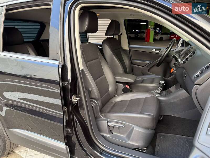 Внедорожник / Кроссовер Volkswagen Tiguan 2012 в Киеве фото 12 Внедорожник / Кроссовер Volkswagen Tiguan 2012 в Киеве