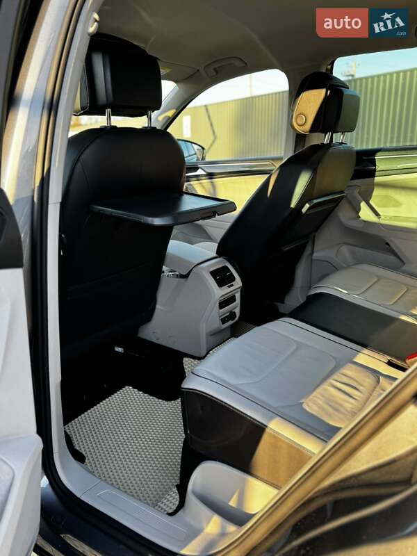 Внедорожник / Кроссовер Volkswagen Tiguan 2019 в Львове