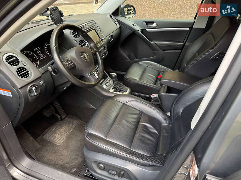 Внедорожник / Кроссовер Volkswagen Tiguan 2016 в Одессе фото 18 Внедорожник / Кроссовер Volkswagen Tiguan 2016 в Одессе