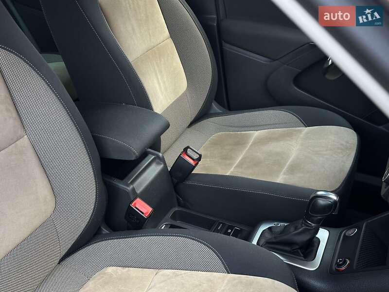 Внедорожник / Кроссовер Volkswagen Tiguan 2014 в Виннице