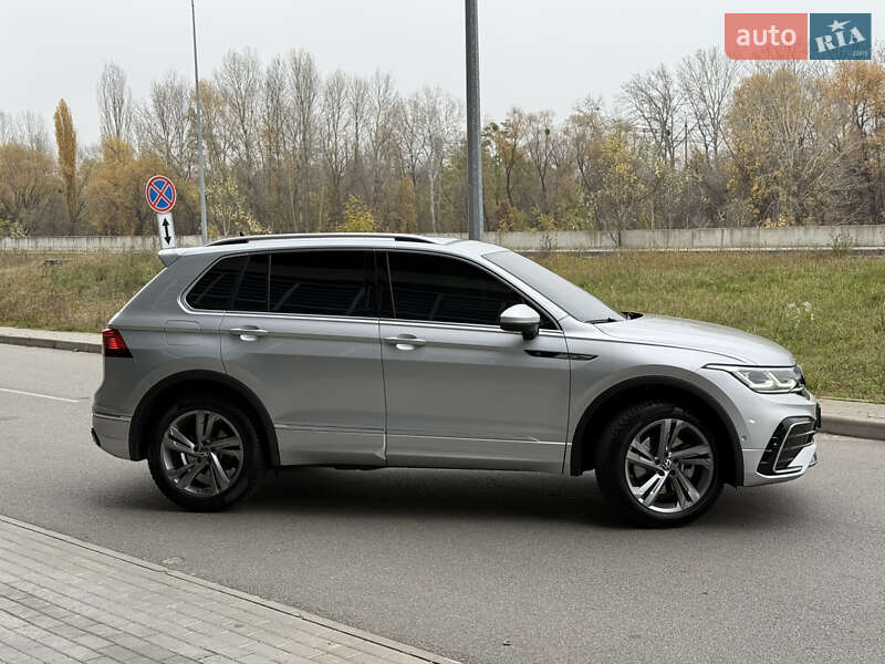 Внедорожник / Кроссовер Volkswagen Tiguan 2023 в Киеве