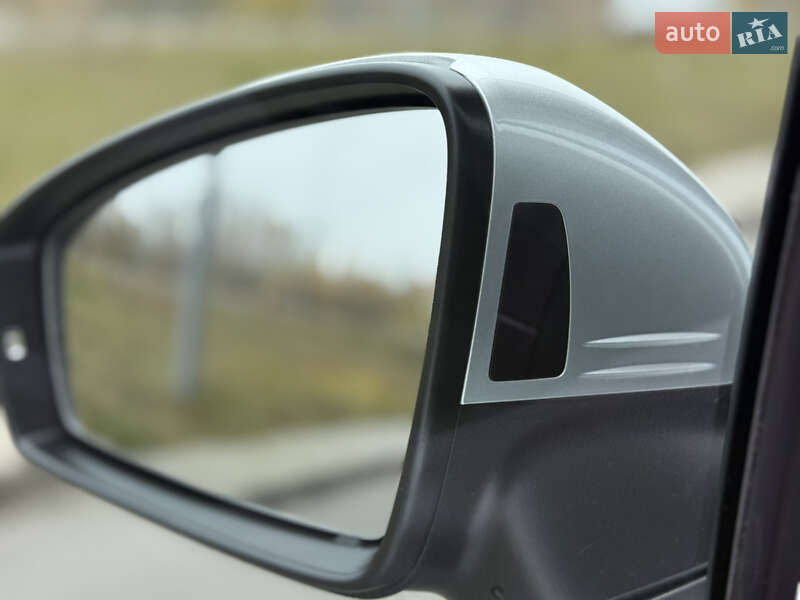 Внедорожник / Кроссовер Volkswagen Tiguan 2023 в Киеве