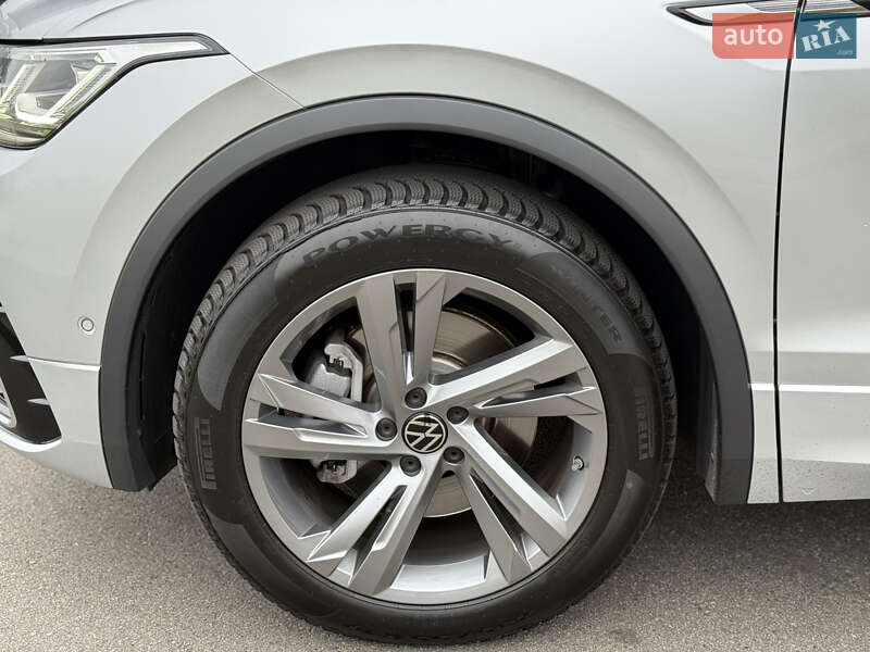 Внедорожник / Кроссовер Volkswagen Tiguan 2023 в Киеве