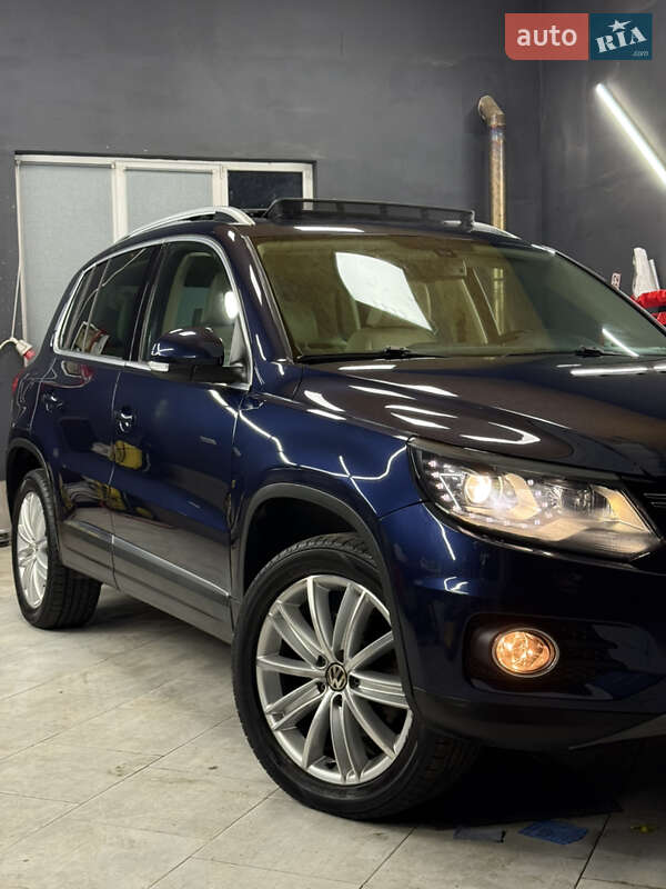 Внедорожник / Кроссовер Volkswagen Tiguan 2015 в Бориславе