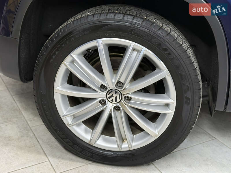 Внедорожник / Кроссовер Volkswagen Tiguan 2015 в Бориславе
