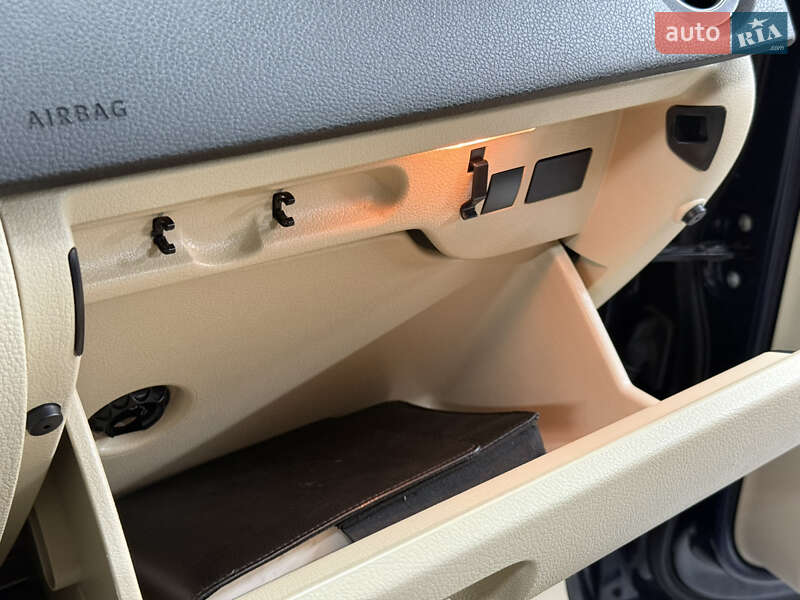 Внедорожник / Кроссовер Volkswagen Tiguan 2015 в Бориславе