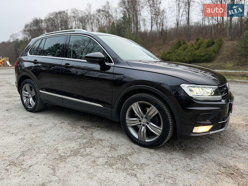Внедорожник / Кроссовер Volkswagen Tiguan 2017 в Бережанах