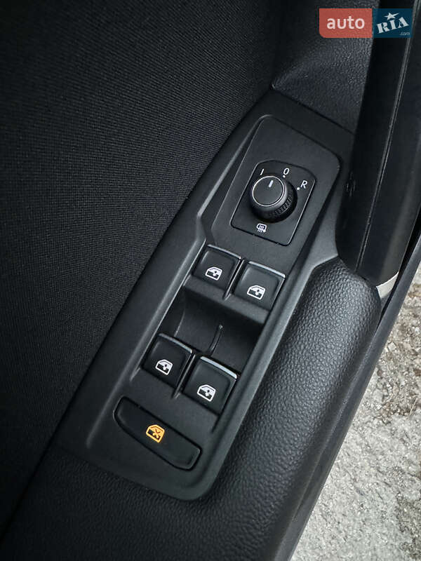 Внедорожник / Кроссовер Volkswagen Tiguan 2017 в Бережанах