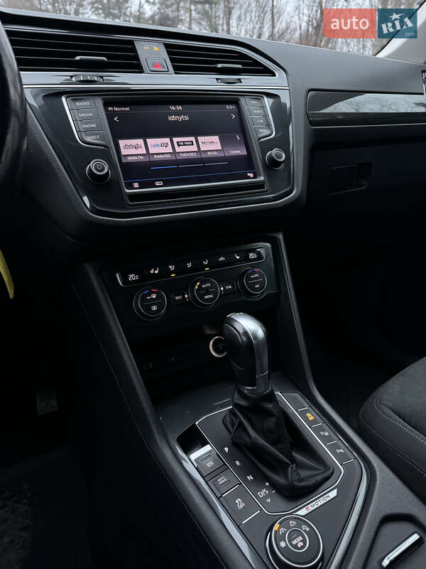 Внедорожник / Кроссовер Volkswagen Tiguan 2017 в Бережанах