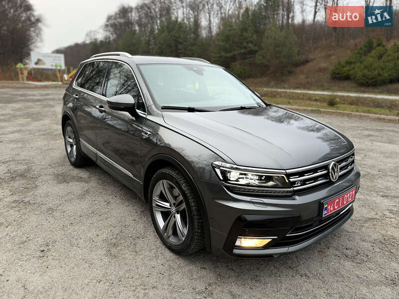Внедорожник / Кроссовер Volkswagen Tiguan 2017 в Бережанах