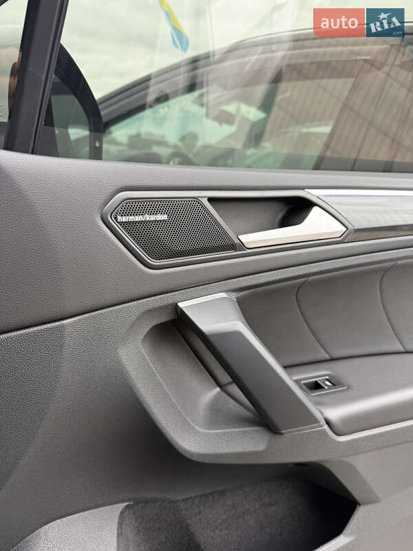 Позашляховик / Кросовер Volkswagen Tiguan 2022 в Києві