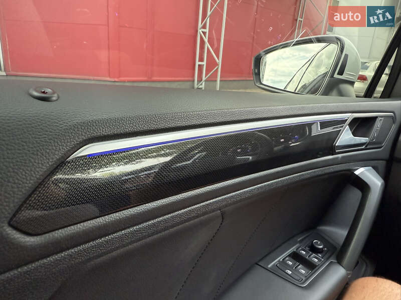 Позашляховик / Кросовер Volkswagen Tiguan 2022 в Києві