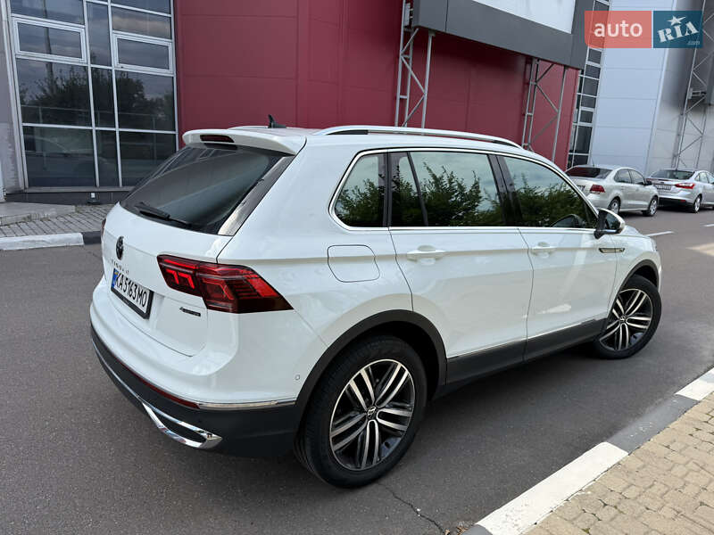 Позашляховик / Кросовер Volkswagen Tiguan 2022 в Києві