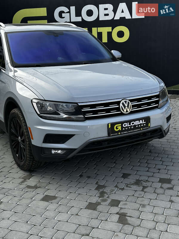 Внедорожник / Кроссовер Volkswagen Tiguan 2018 в Львове