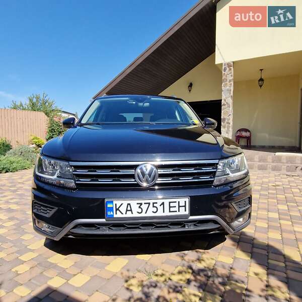 Позашляховик / Кросовер Volkswagen Tiguan 2020 в Києві фото 3 Позашляховик / Кросовер Volkswagen Tiguan 2020 в Києві
