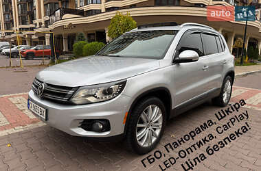 Внедорожник / Кроссовер Volkswagen Tiguan 2016 в Киеве