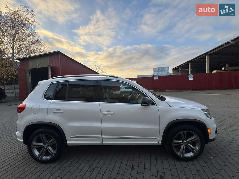 Позашляховик / Кросовер Volkswagen Tiguan 2017 в Володимирі