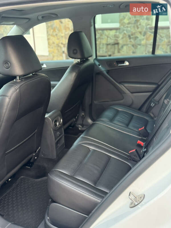 Позашляховик / Кросовер Volkswagen Tiguan 2017 в Володимирі