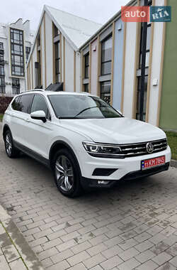 Позашляховик / Кросовер Volkswagen Tiguan 2020 в Києві