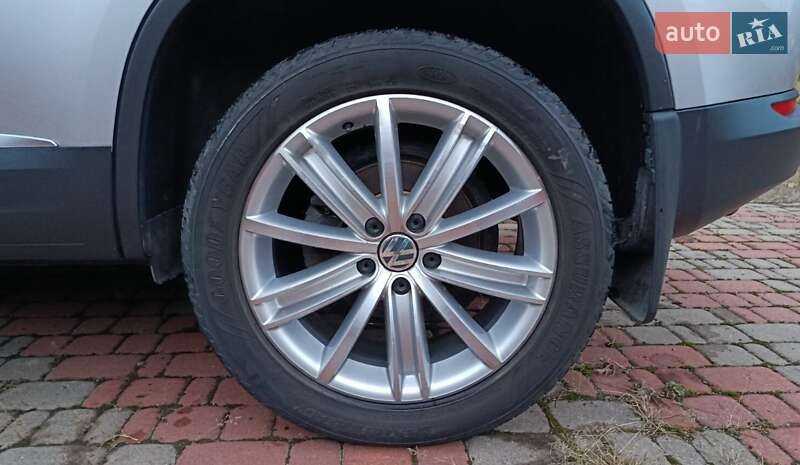 Внедорожник / Кроссовер Volkswagen Tiguan 2016 в Киеве