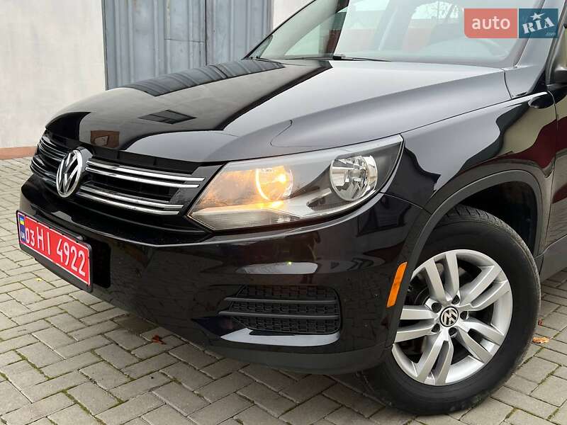 Внедорожник / Кроссовер Volkswagen Tiguan 2015 в Львове
