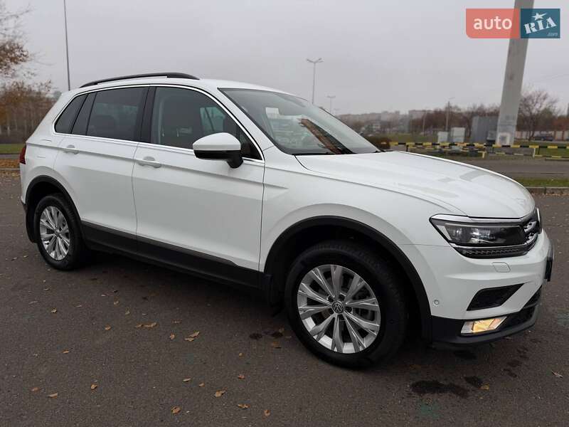 Позашляховик / Кросовер Volkswagen Tiguan 2017 в Кривому Розі