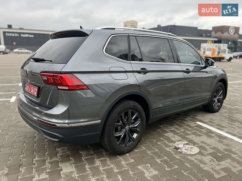 Внедорожник / Кроссовер Volkswagen Tiguan 2024 в Киеве