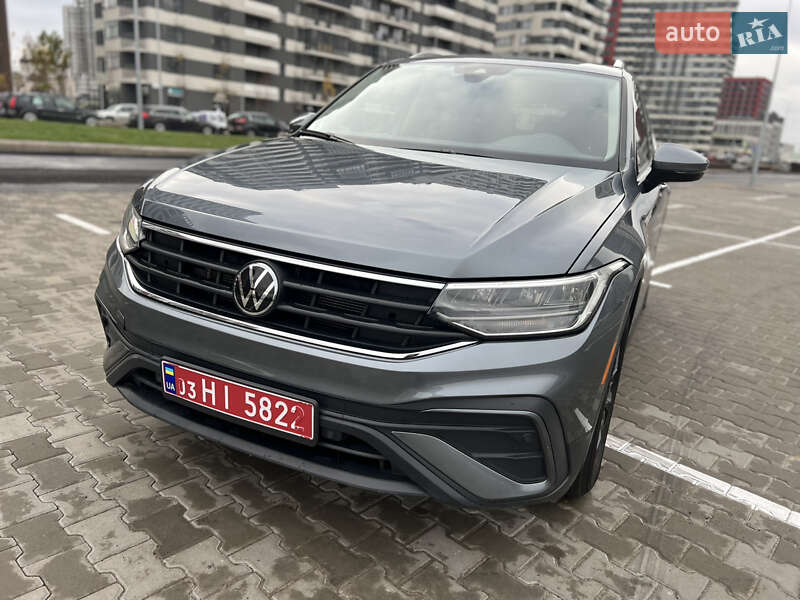 Внедорожник / Кроссовер Volkswagen Tiguan 2024 в Киеве