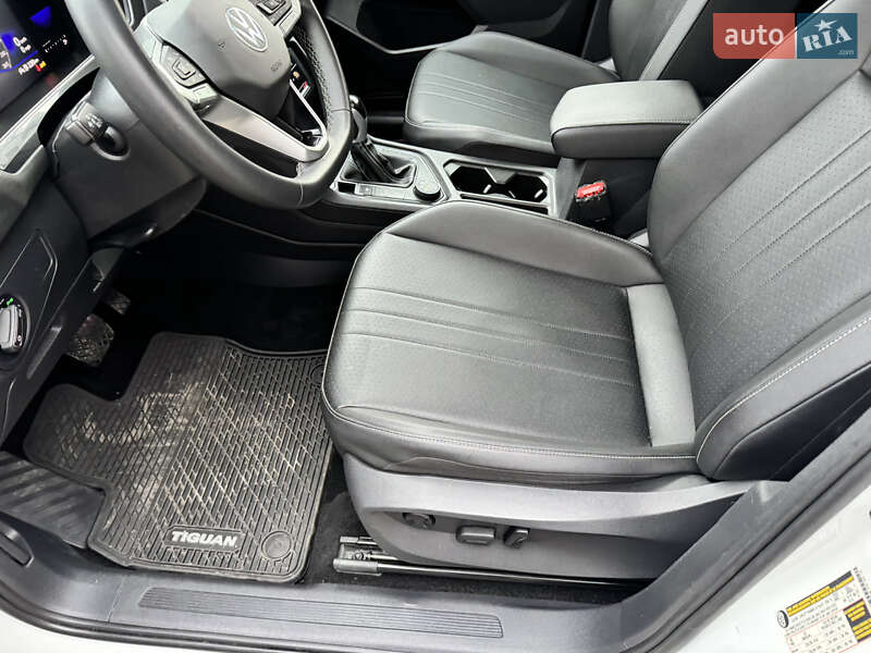 Внедорожник / Кроссовер Volkswagen Tiguan 2023 в Ровно