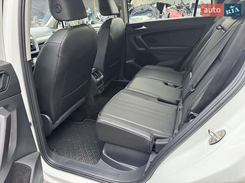 Внедорожник / Кроссовер Volkswagen Tiguan 2023 в Ровно